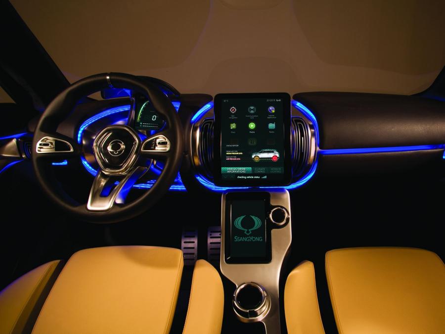  SsangYong XIV-1 Concept 2011 года  (фото 12 из 16)